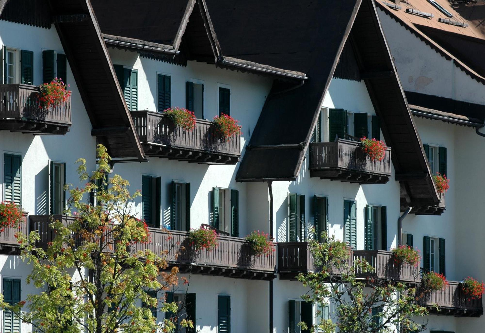 Th San Martino - Majestic Dolomiti Hotel 산마르티노디카스트로차 외부 사진